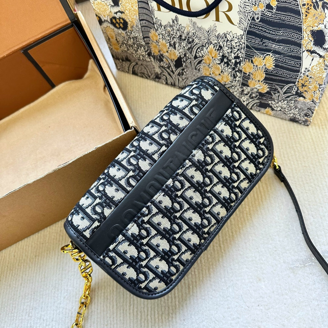 Enamel coated buckle bag XC0123071816