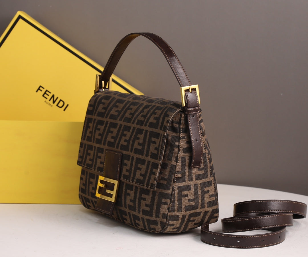 F Printed Baguette Underarm Bag XC0823040748