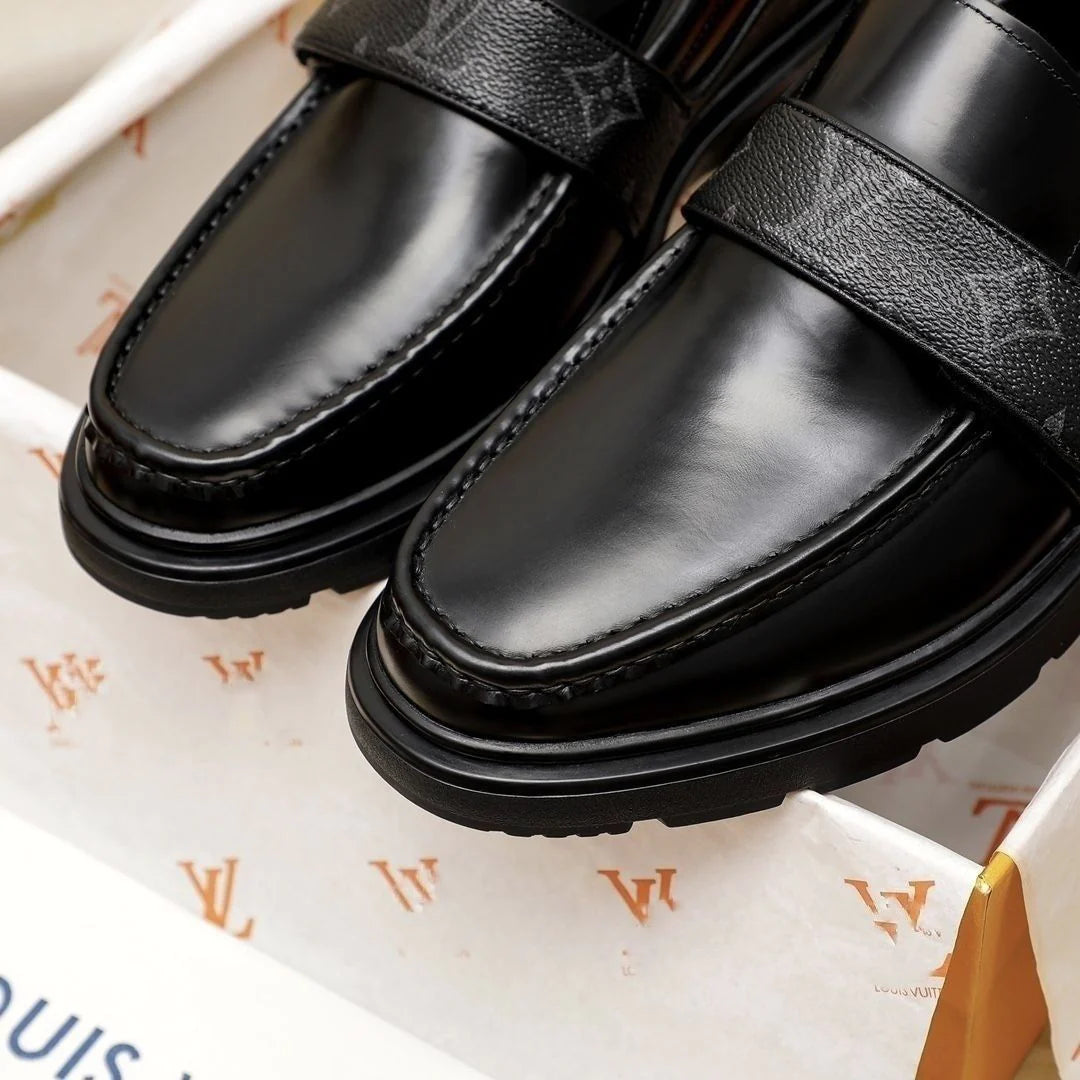 Casual Men's Leather Shoes Leather Loafers 1024032107