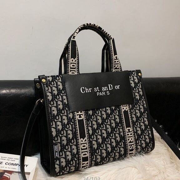 New Versatile Fashion Commuter Shoulder Bag PD10062919
