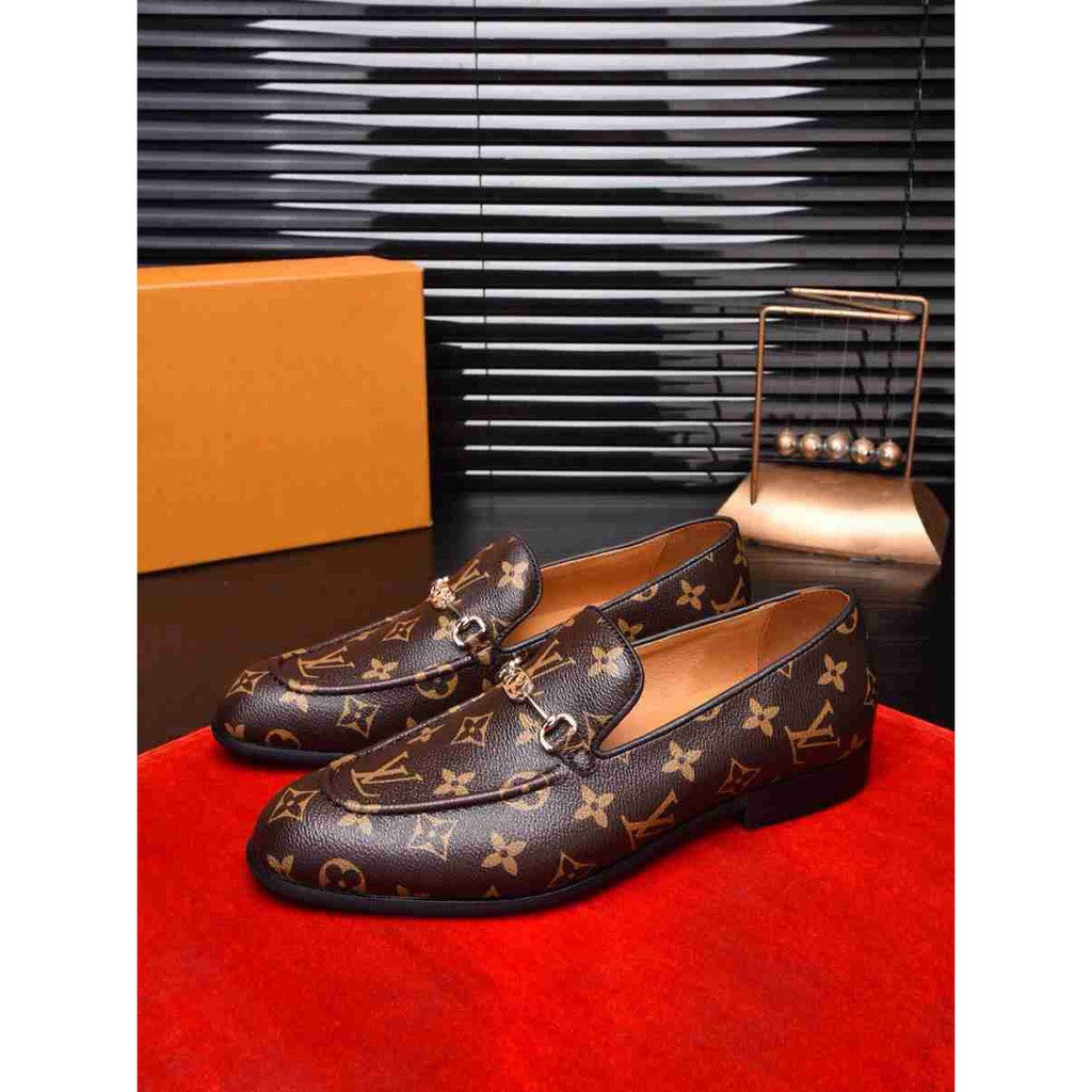 New Fashion Genuine Leather Slip On Shoes High version