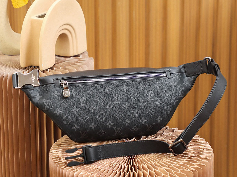 Discovery Bumbag PM Monogram Eclipse Canvas For Men