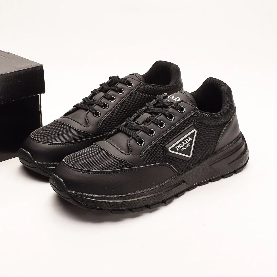 New fashionable and versatile sneakers 1024011114