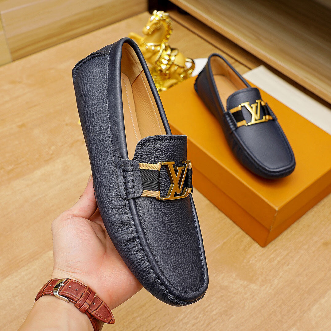 Blue V Logo Classic Loafers WS002