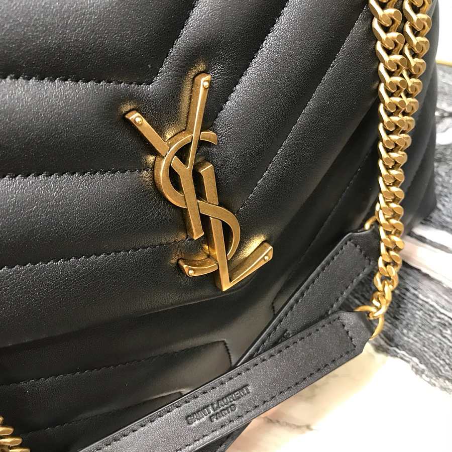 YL Medium 32 Loulou Bag Black in Gold 32x22x11cm 0424031805