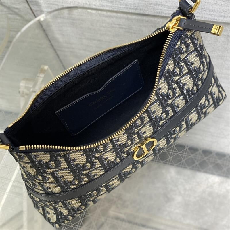 MD 30 Montaigne Mini Hobo Bag