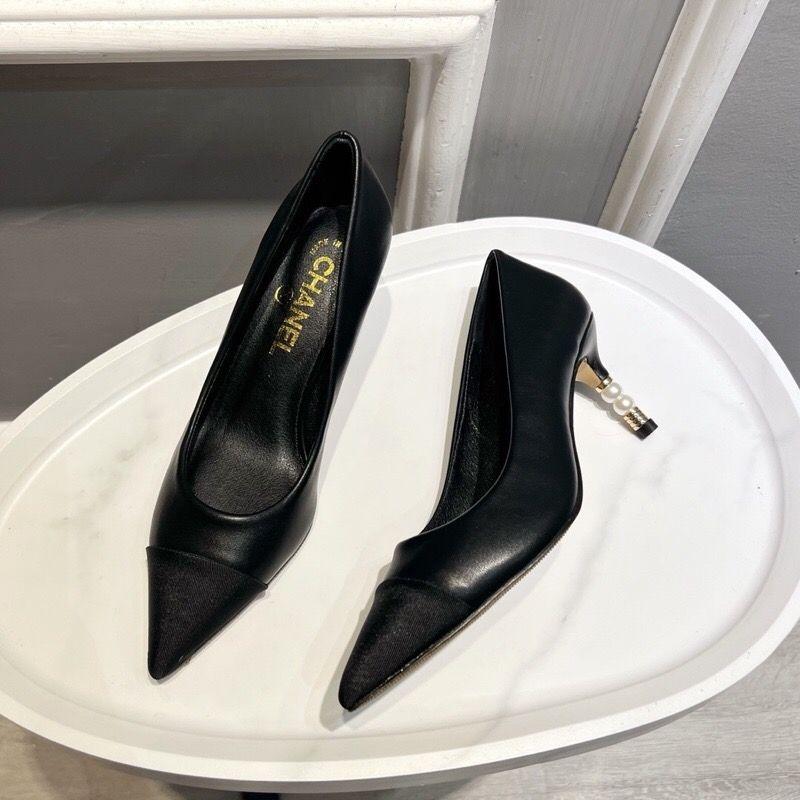 Double C Color Block Pearl High Heels 0823112305