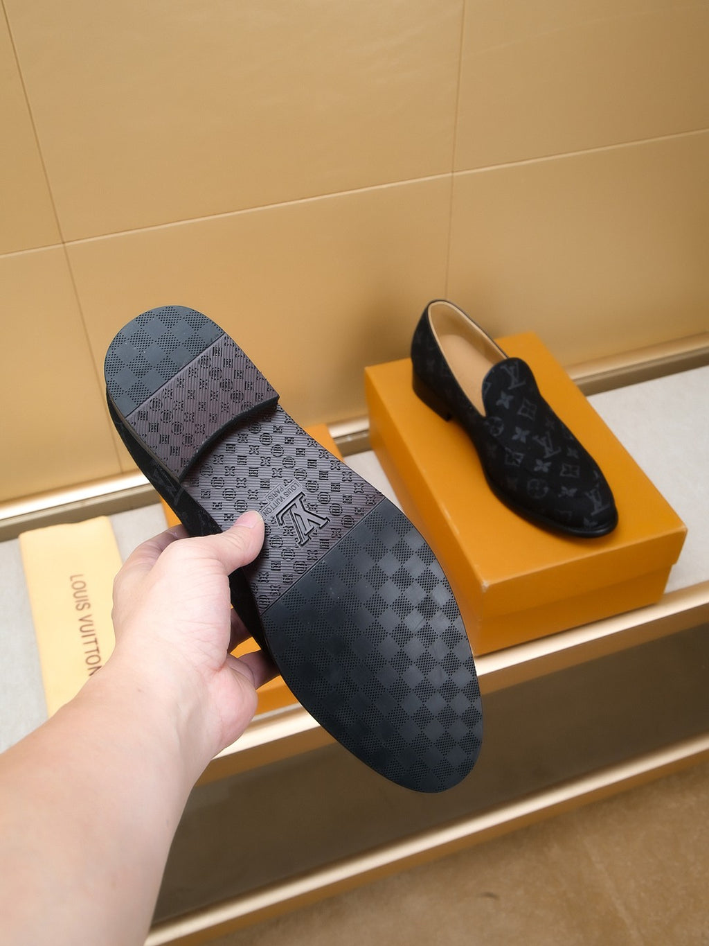 V Luxury Men's Classic Slip On Shoes 0425032502