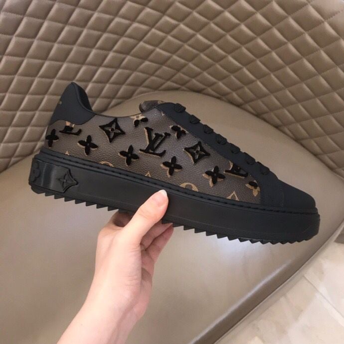 Unisex Style Casual Sneakers V062