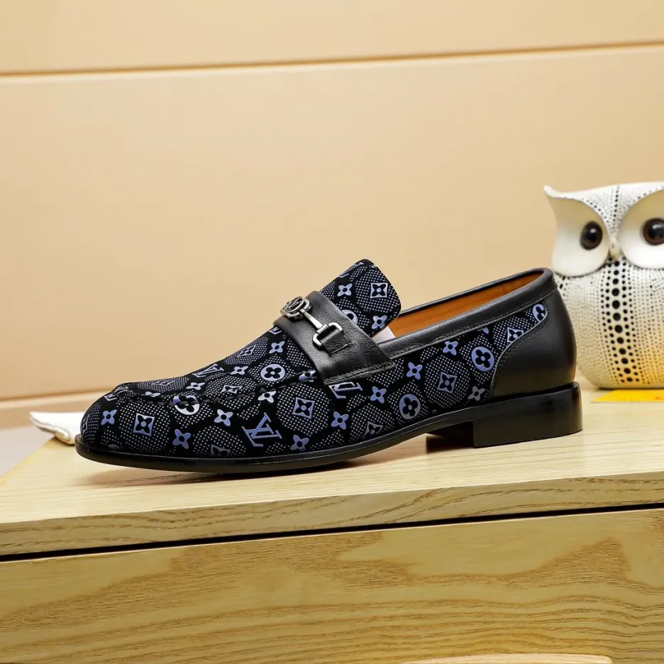 The latest fashion men's loafers 10240202TJ20