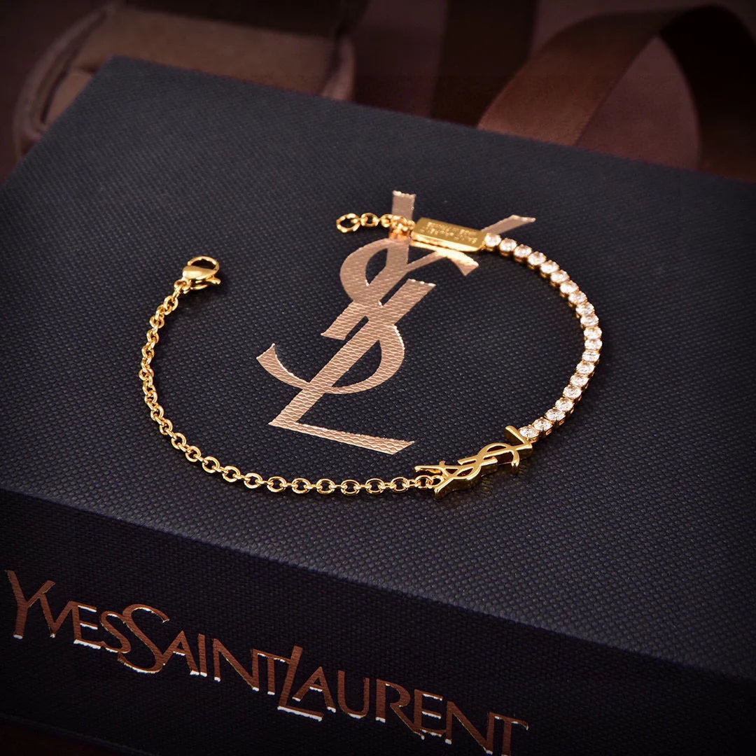 New Fashion Classic Versatile Bracelet 1024040903