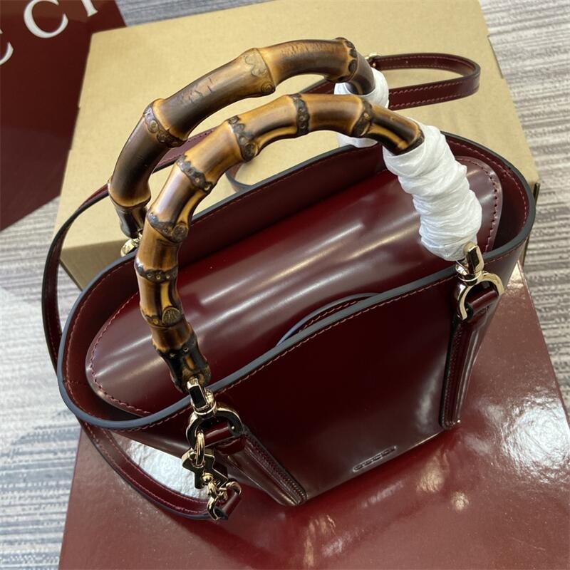 Horsebit 1955 Small Leather Handbag 0424122512