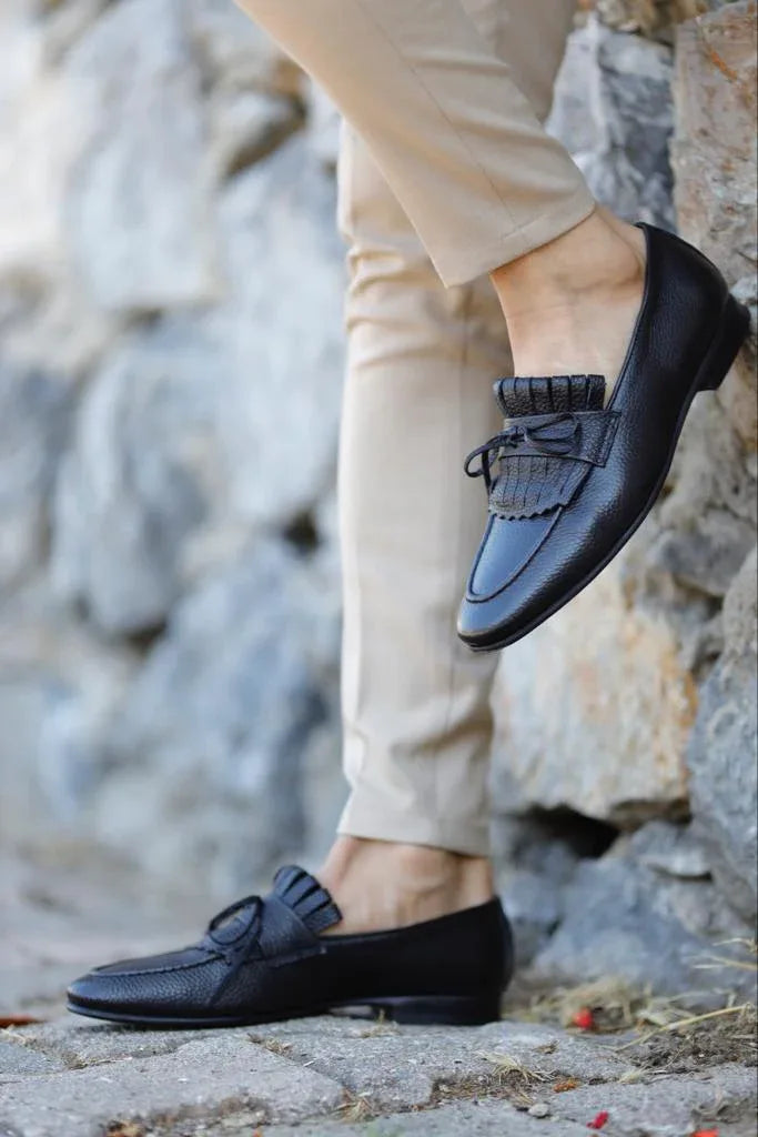 Laughlin Kilt Black Loafers