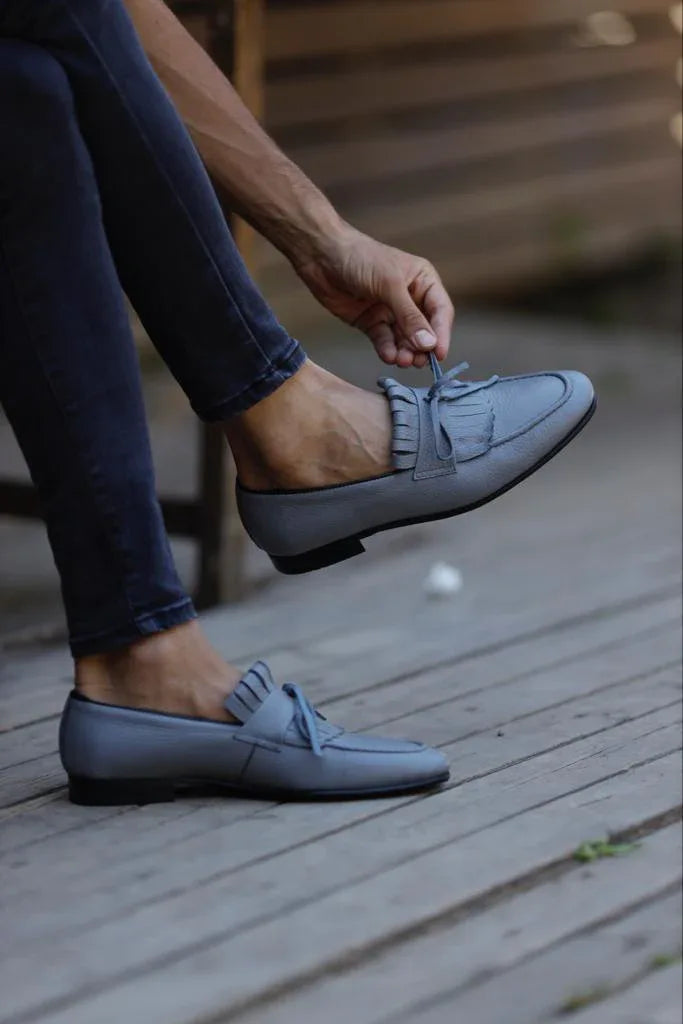 Laughlin Kilt Gray Loafers