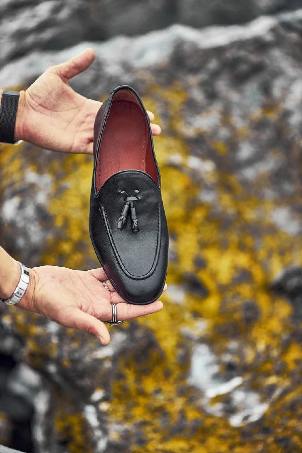 GentWith Sturgis Black Tassel Loafers