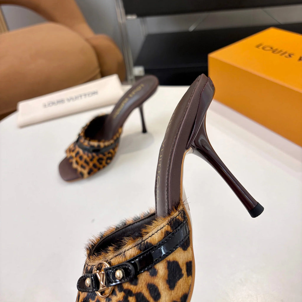 New Leopard-Print High-Heeled Sandals 1026070209
