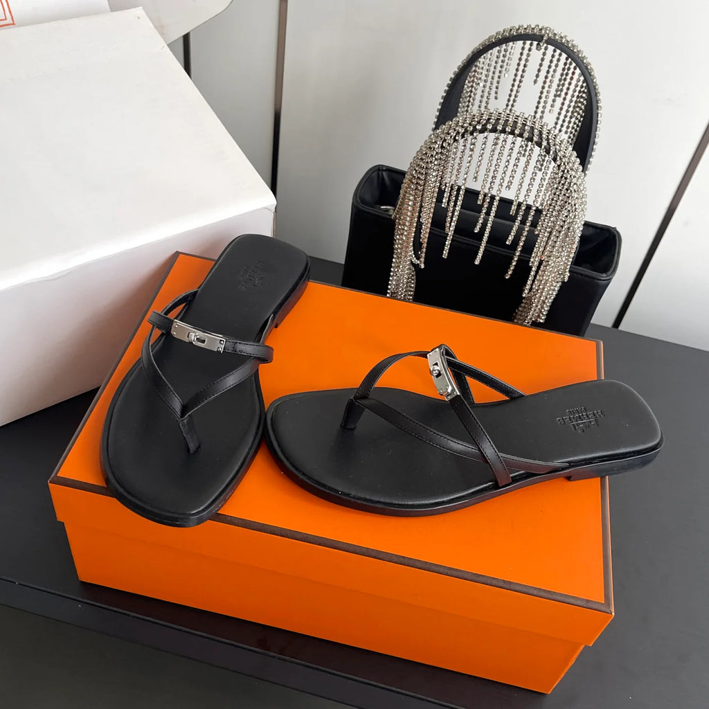 New Kelly Buckle Flip-Flops 1026070201