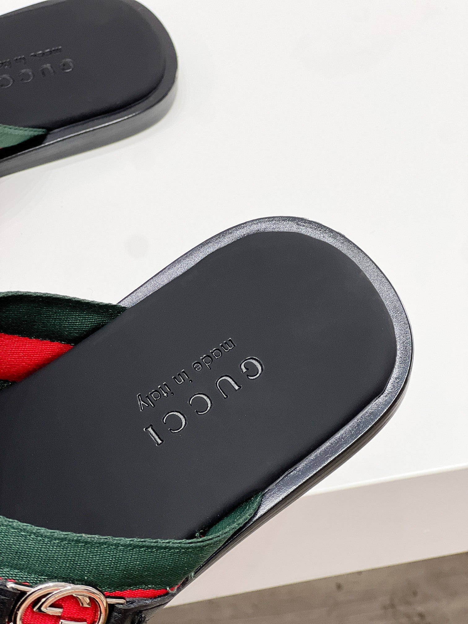 26 New Classic Casual Men's Slippers XC0426031707