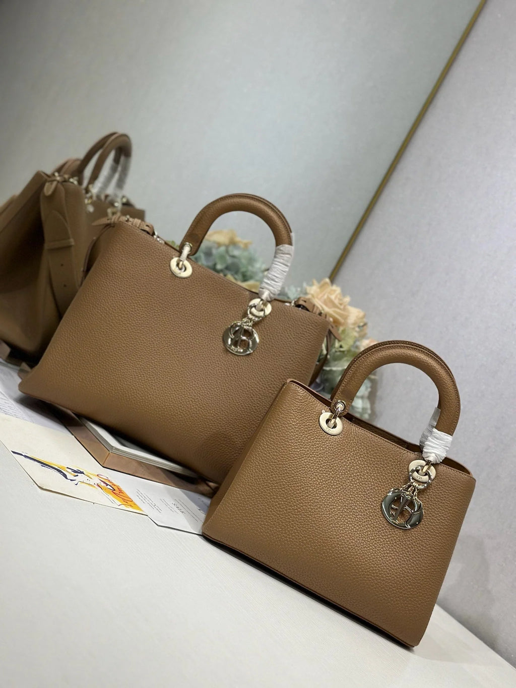 CD CDissimo Brown in Cowhide 288184