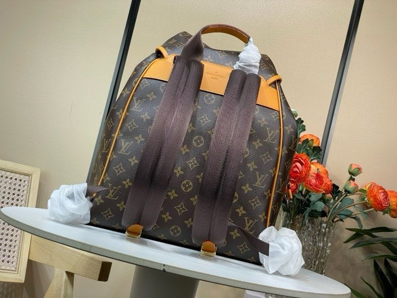 L New Fashion Backpack 0425072520