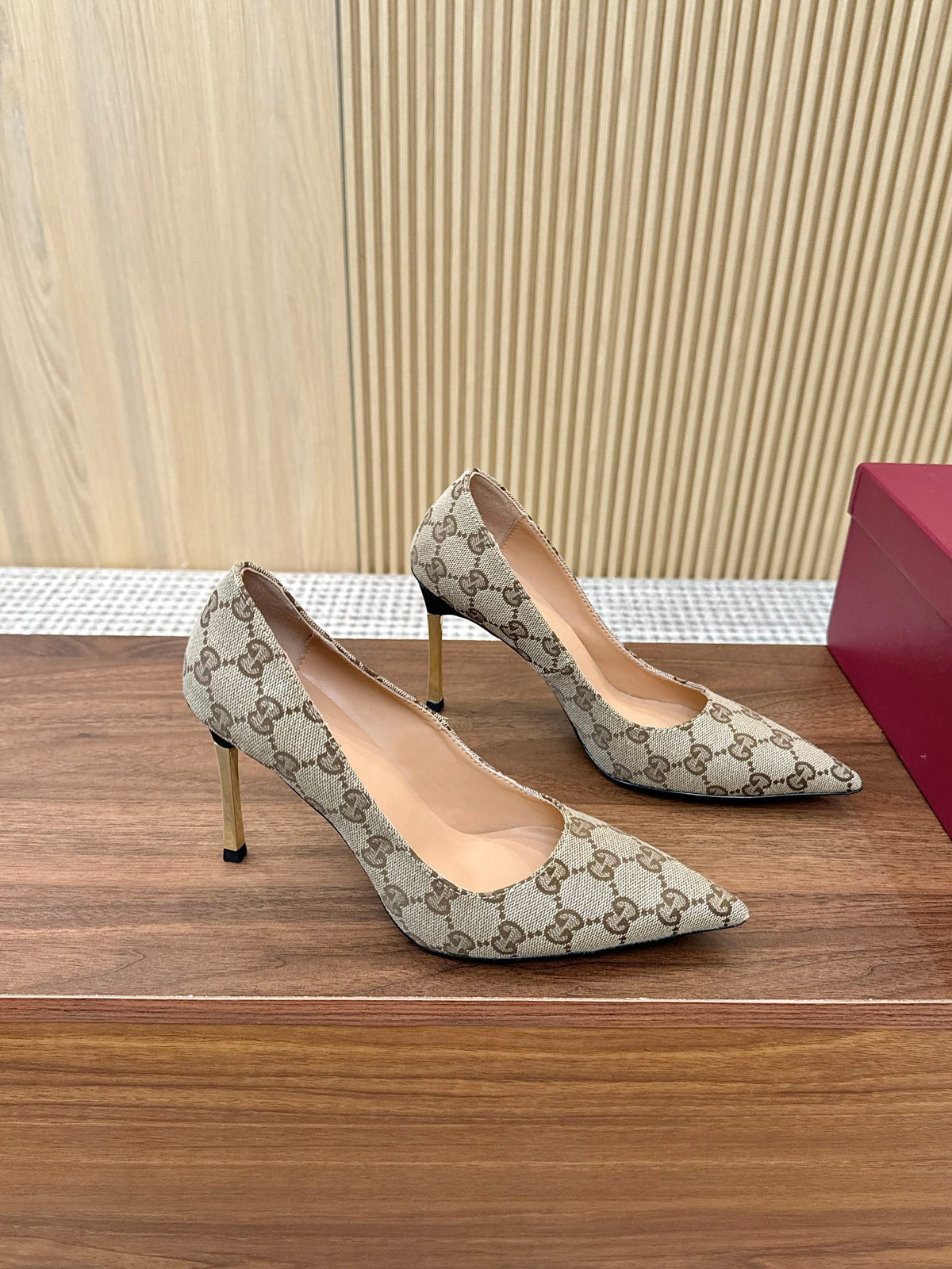 G Ladies Classic Luxury High Heels XC0426050801