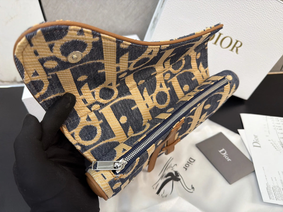 DI 26ss Crossbody bag CWT1326082107