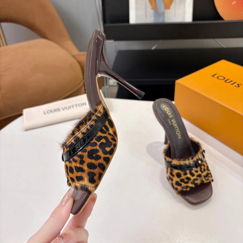 New Leopard-Print High-Heeled Sandals 1026070209
