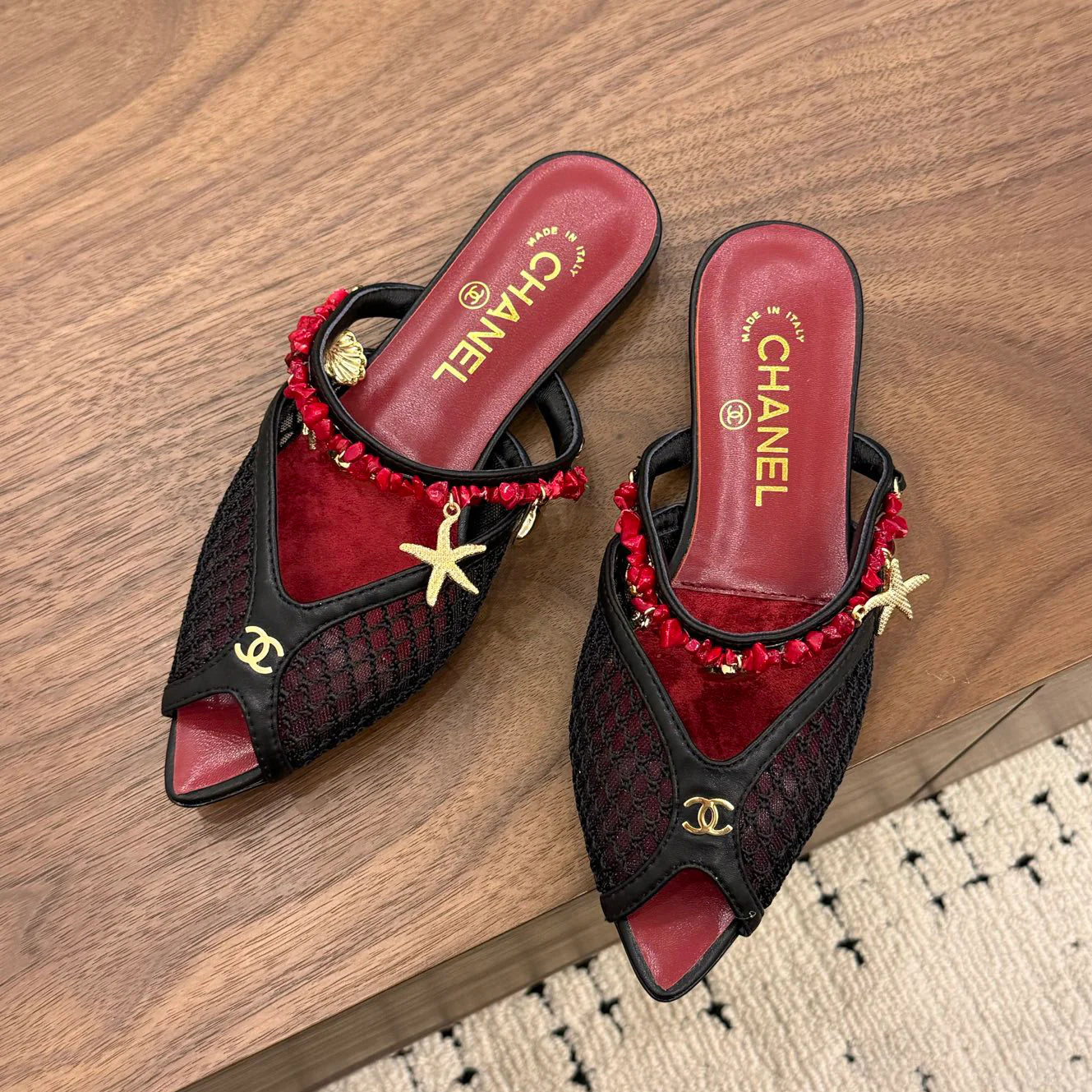 New Fashion Arrow-Print Mesh Slippers 1026070208