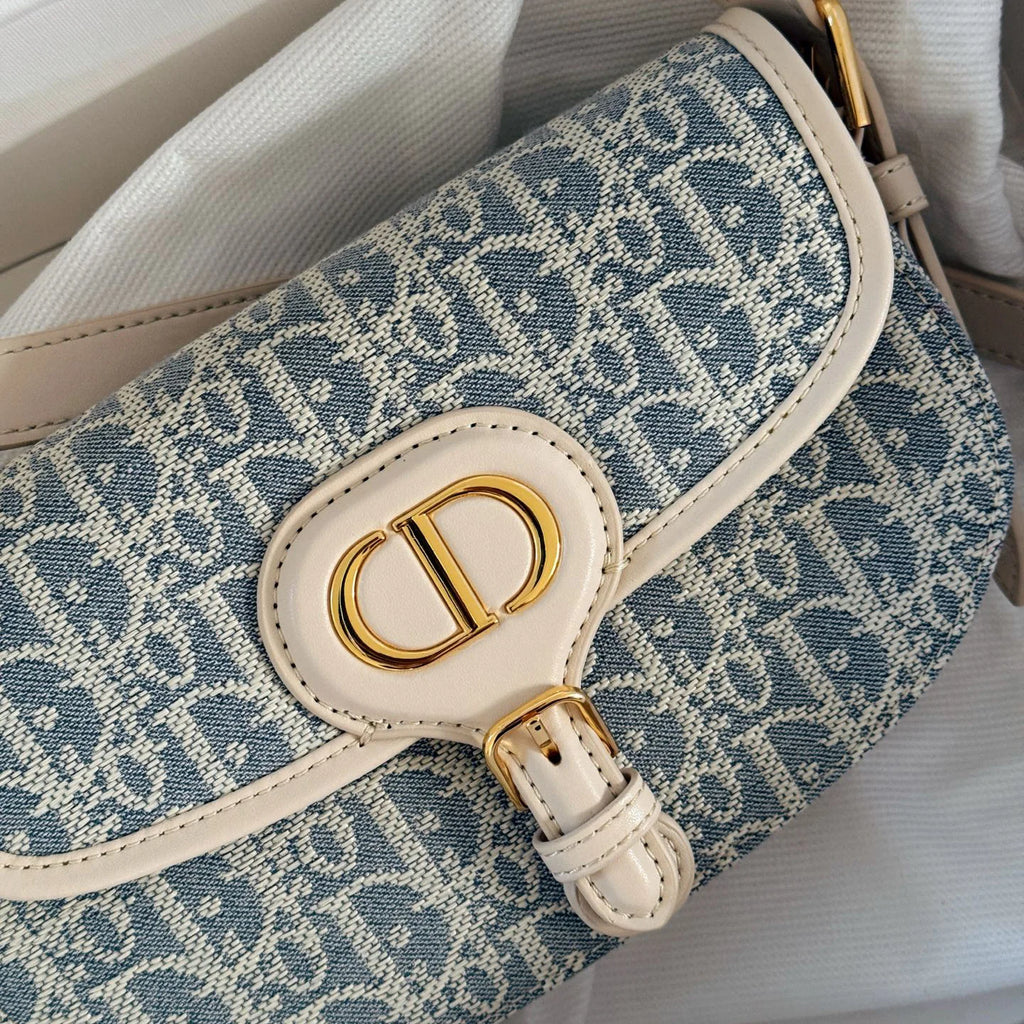 D's Bobby's Crescent Bag 1025061702