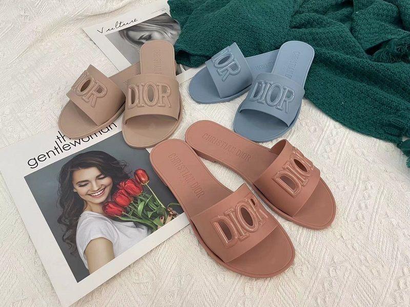 New Style Slip-on Princess Wind Quick Dry Beach Flat Sandals And Slippers 1024062815