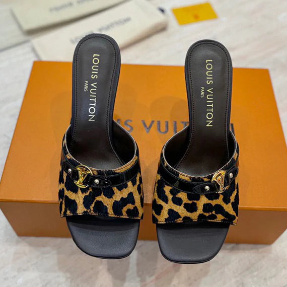 New Leopard-Print High-Heeled Sandals 1026070212