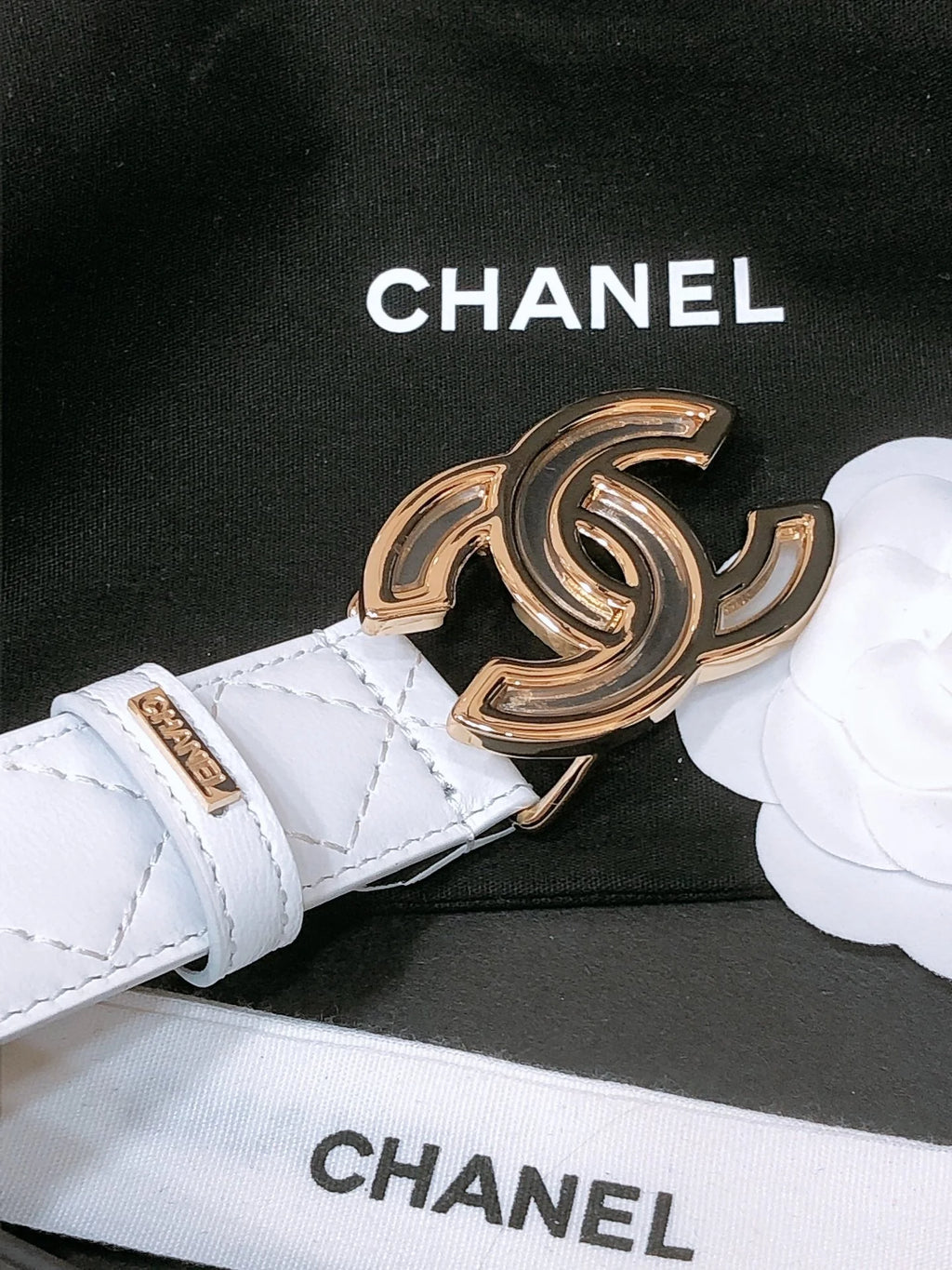 CHA  BELT 3CM IN WHITE EMBROIDERED LAMBSKIN GOLD HARDWARE