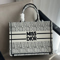 New fashion and versatile tote shopping bag 1024101213