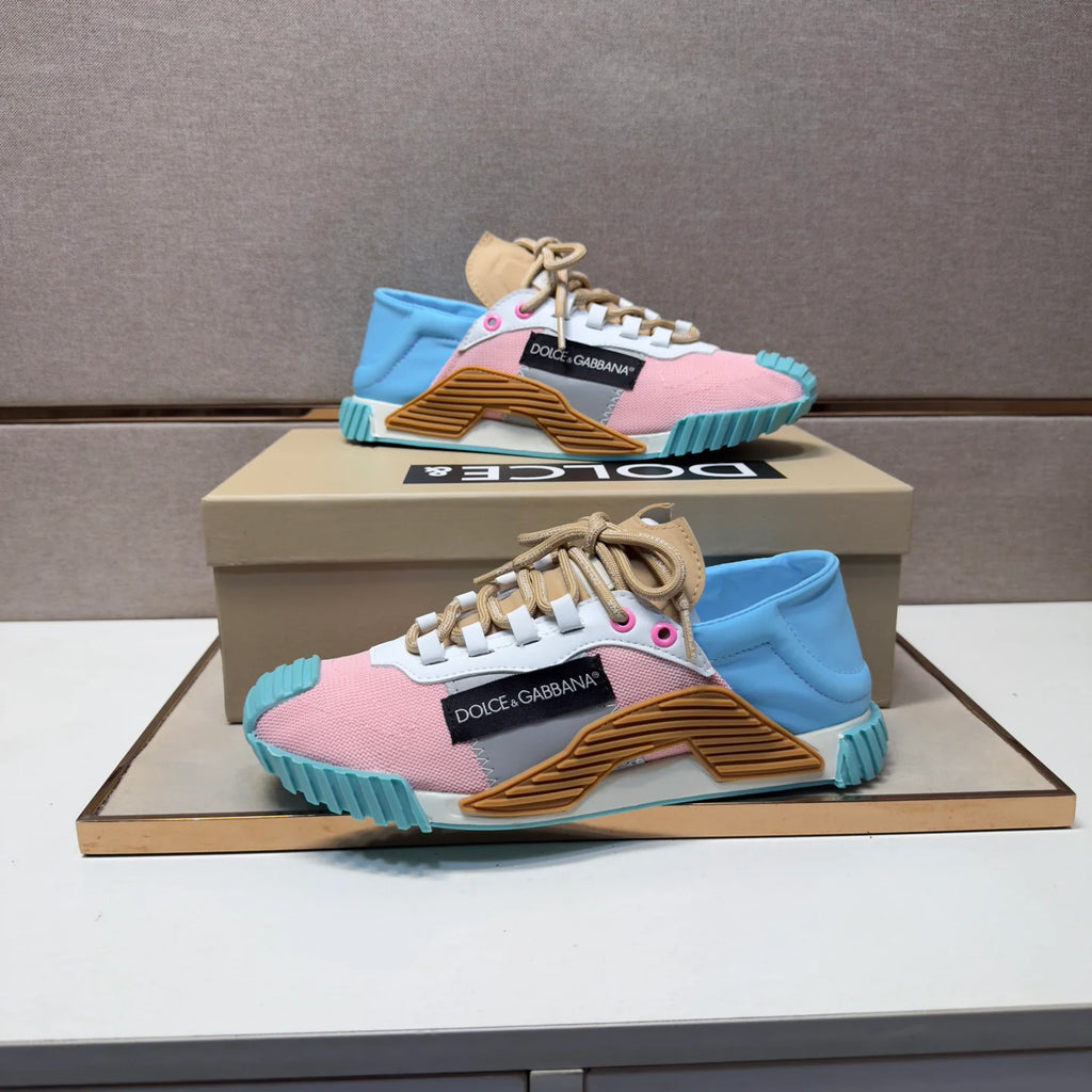 Matching Casual Shoes for Couples 1026042015