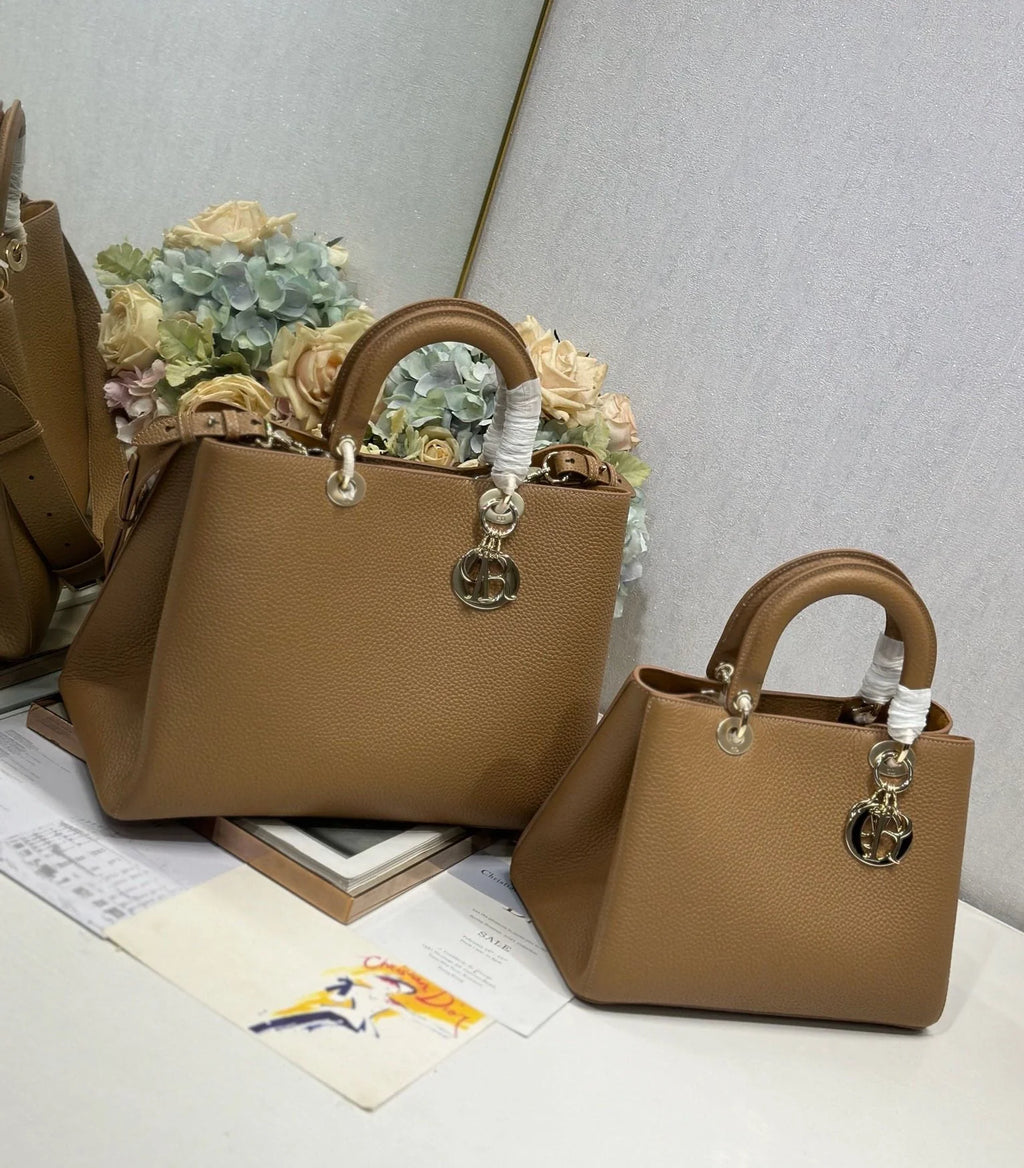 CD CDissimo Brown in Cowhide 288184
