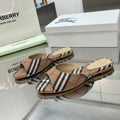 26 New fashion and versatile women's slippers XC0426032501