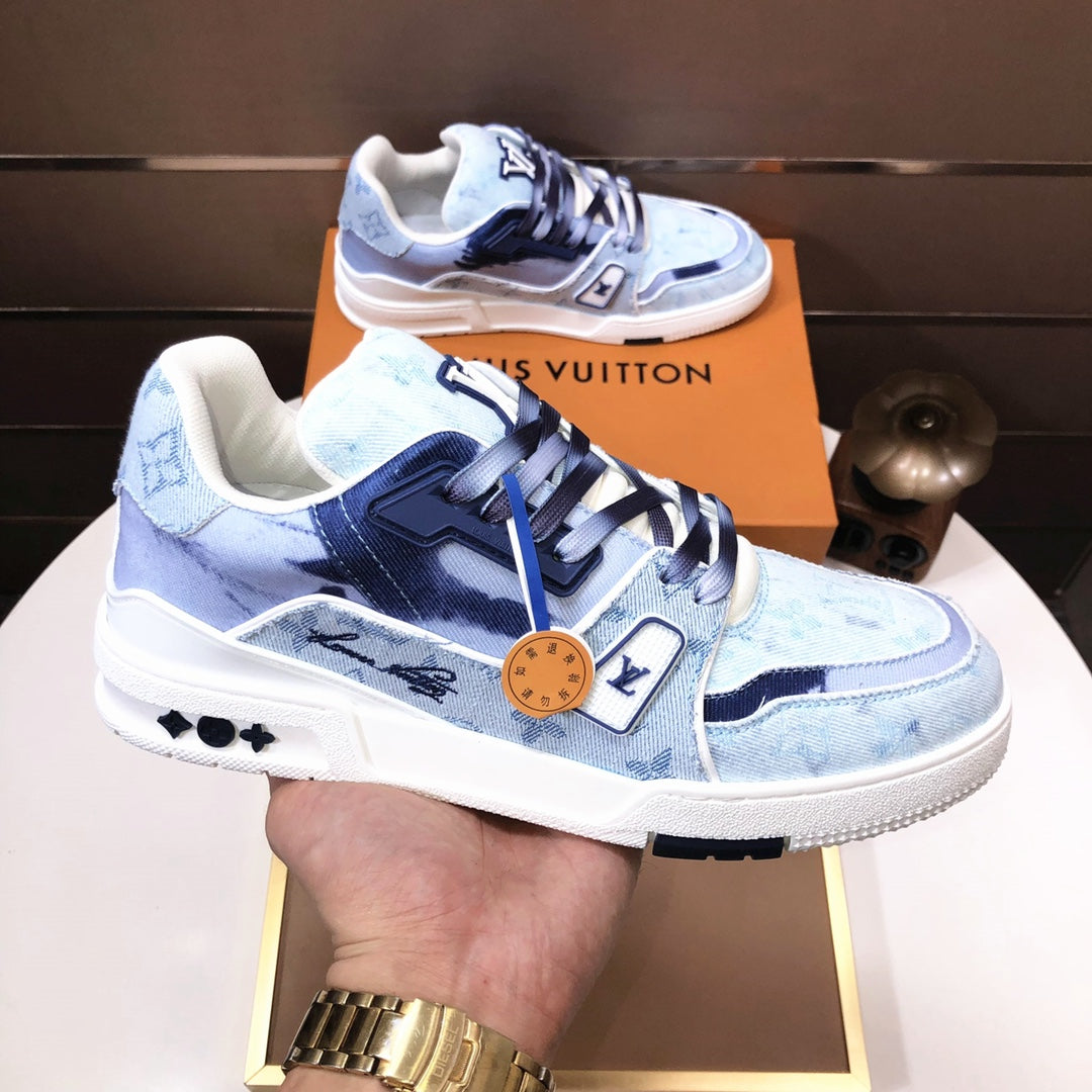 25 Luxury V Brand Casual Sneakers 0425112501