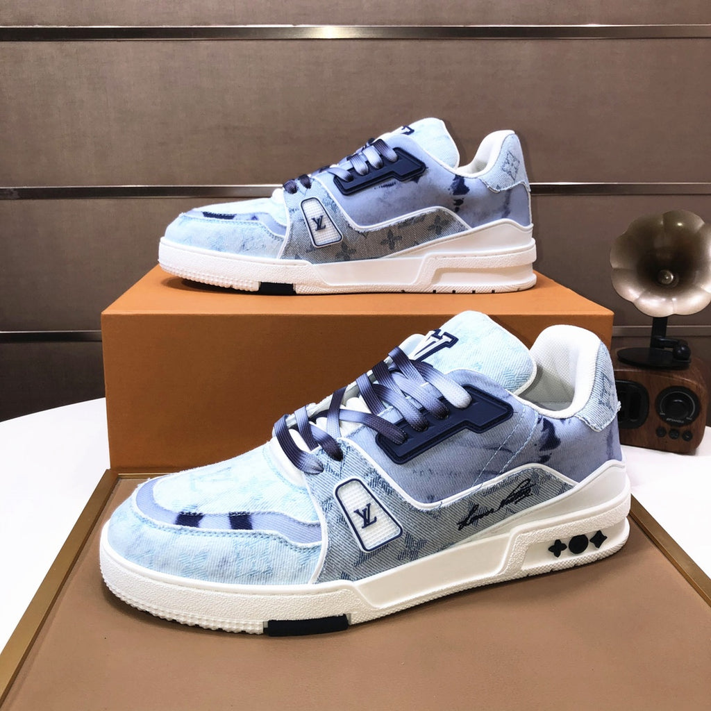 25 Luxury V Brand Casual Sneakers 0425112501