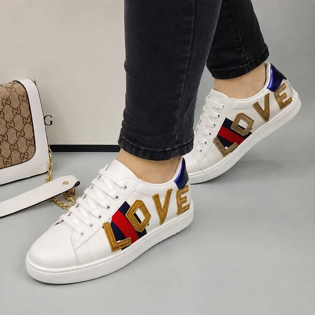 New fashion classic versatile sneakers 04240080705