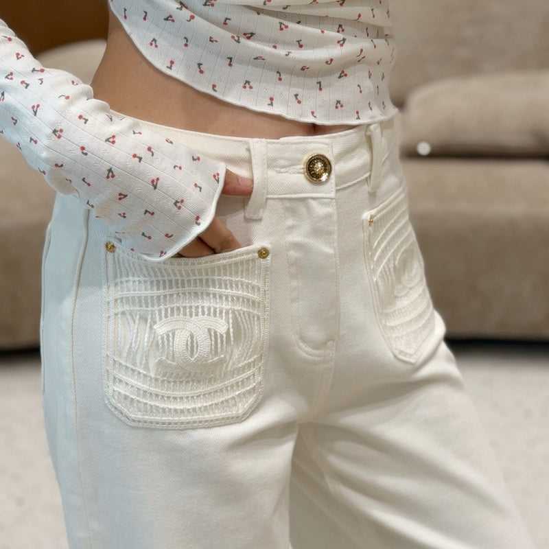 New Fashion Women CC White Flare Jeans DM1326091811