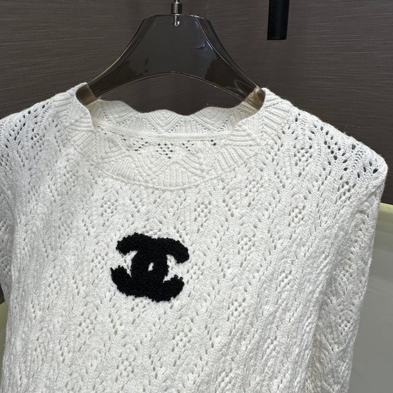 New Fashion Women CC Hollow Embroidery Knit Sweater DM1326091817