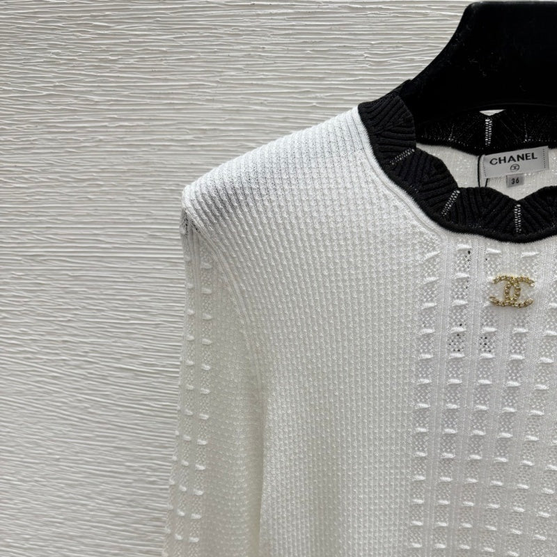 New Fashion Women CC Ruffle Trim Hollow Knit Top DM1326091822