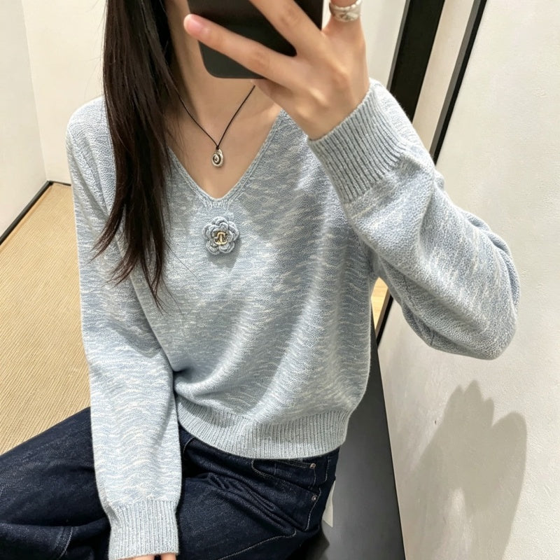 New Fashion Women's CC V Neck Knit Sweater DM1326092008
