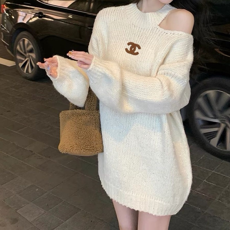 New Fashion Women's CC Off Shoulder Knit Sweater DM1326092018