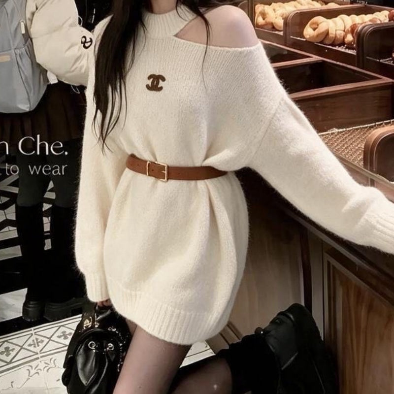 New Fashion Women's CC Off Shoulder Knit Sweater DM1326092018