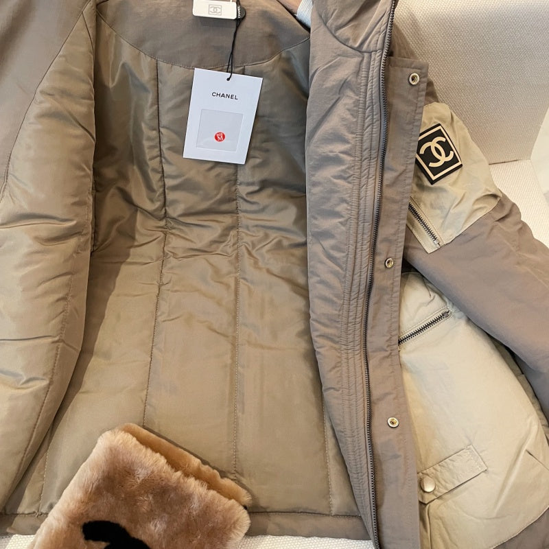 New Fashion Women's Hooded Padded Jacket DM1326092025